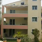 Philippos Aparthotel Nikiana