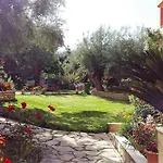 Aparthotel Philippos 2*