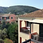 Aparthotel Philippos