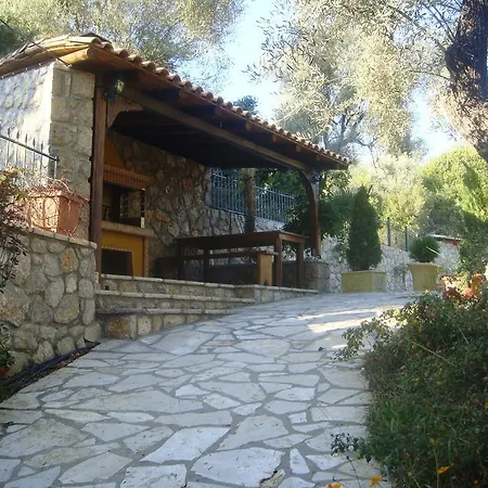 アパートホテル Philippos