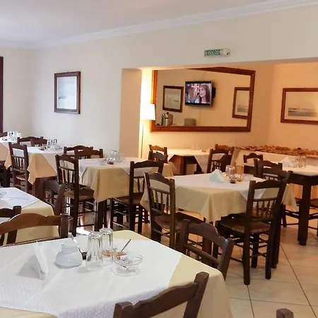 アパートホテル Philippos 2*