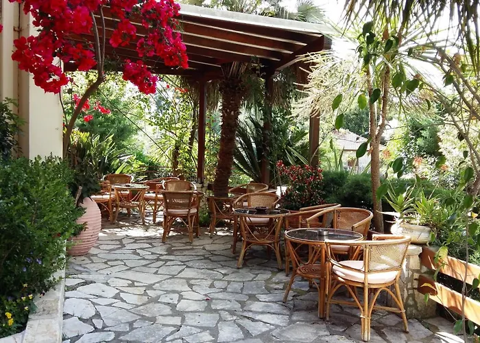 Philippos 公寓式酒店 2*