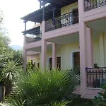 شقة فندقية Philippos 2*