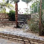 מלון דירות Philippos ניקיאנה