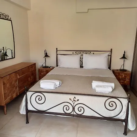Aparthotel Philippos 2*