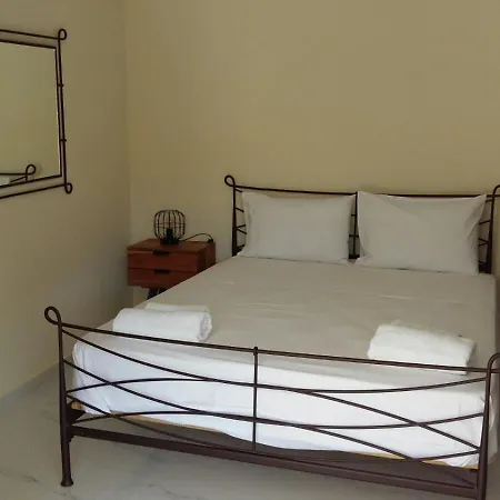 Hotel apartamentowy Philippos Nikiana