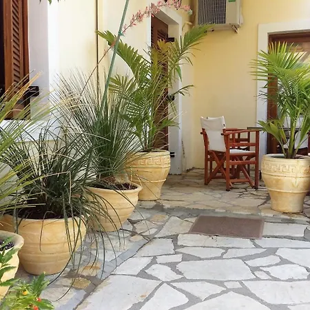 Philippos Apart-hotel Nikiana