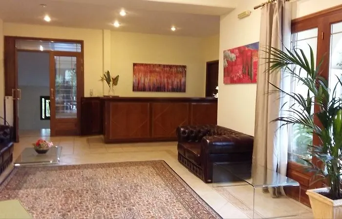 Aparthotel Philippos