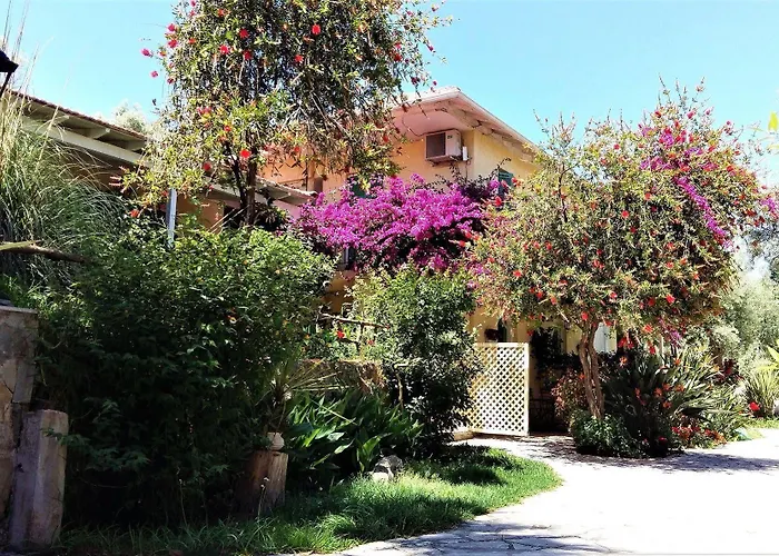 Aparthotel Philippos